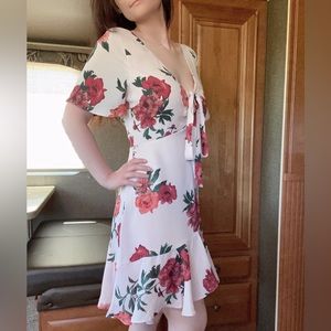 BB DAKOTA
BEVERLY HILLS PRINT MINI DRESS | SIZE 6